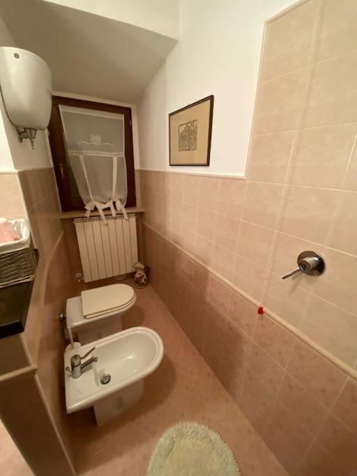 Casa Vacanze Fonte Del Menotre Foligno Esterno foto